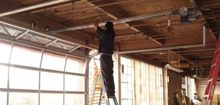 commercial garage door repair in Ojai